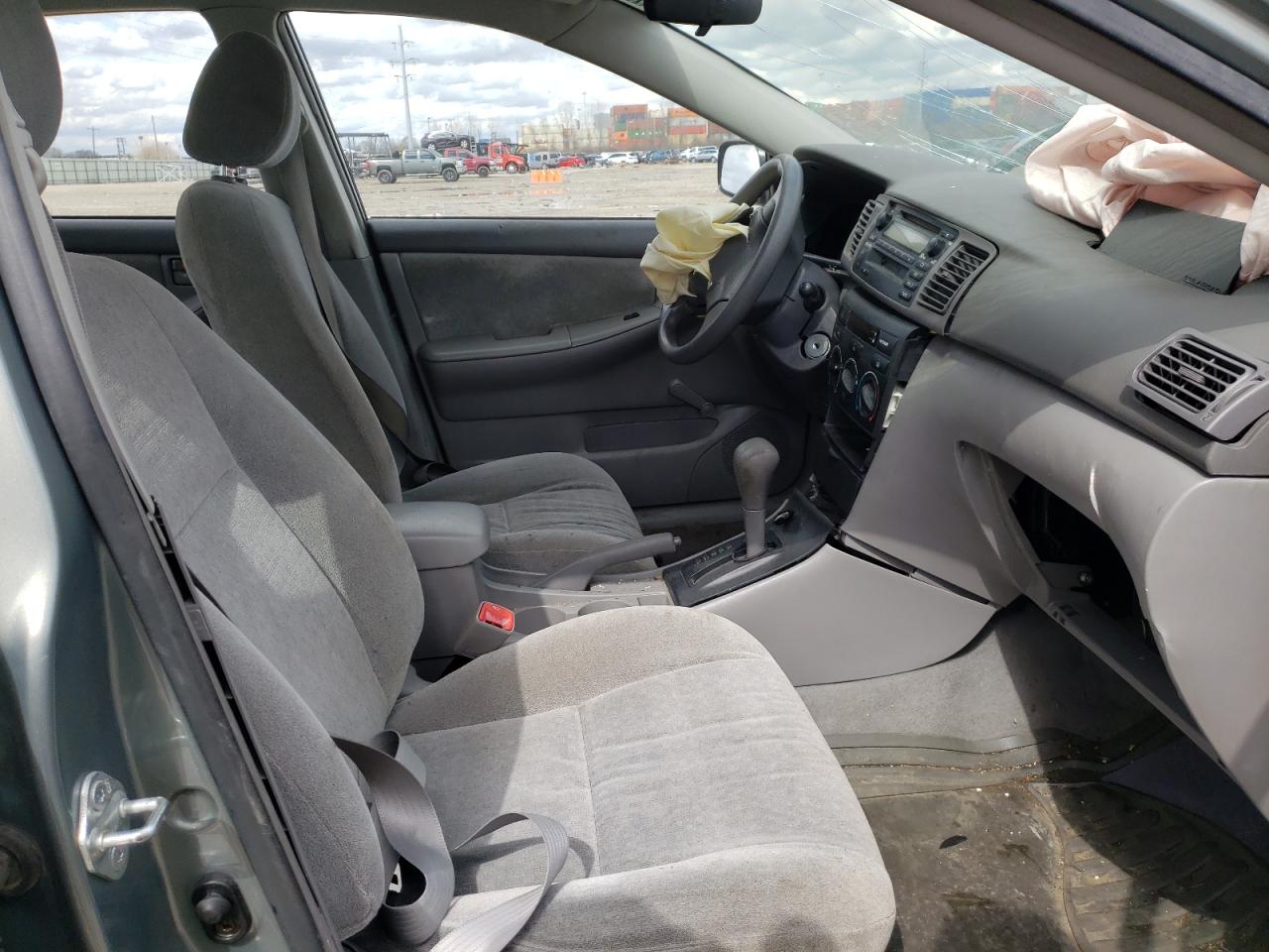 Photo 5 from auction – 2004 TOYOTA COROLLA CE with VIN 1NXBR32EX4Z334295