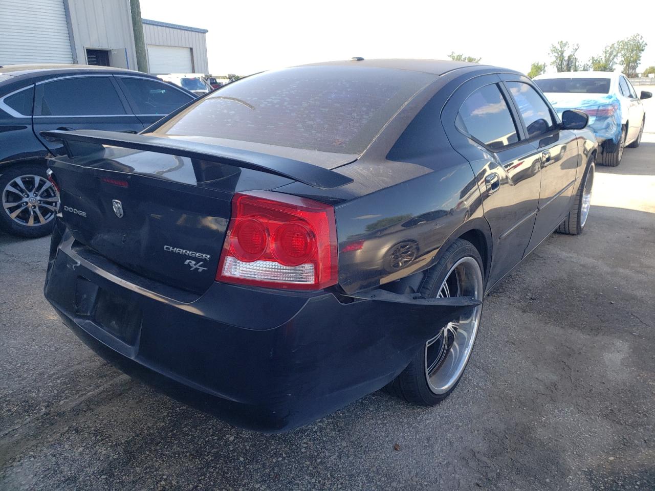 Photo 4 from auction – 2010 DODGE CHARGER R/ with VIN 2B3CA5CT1AH136763