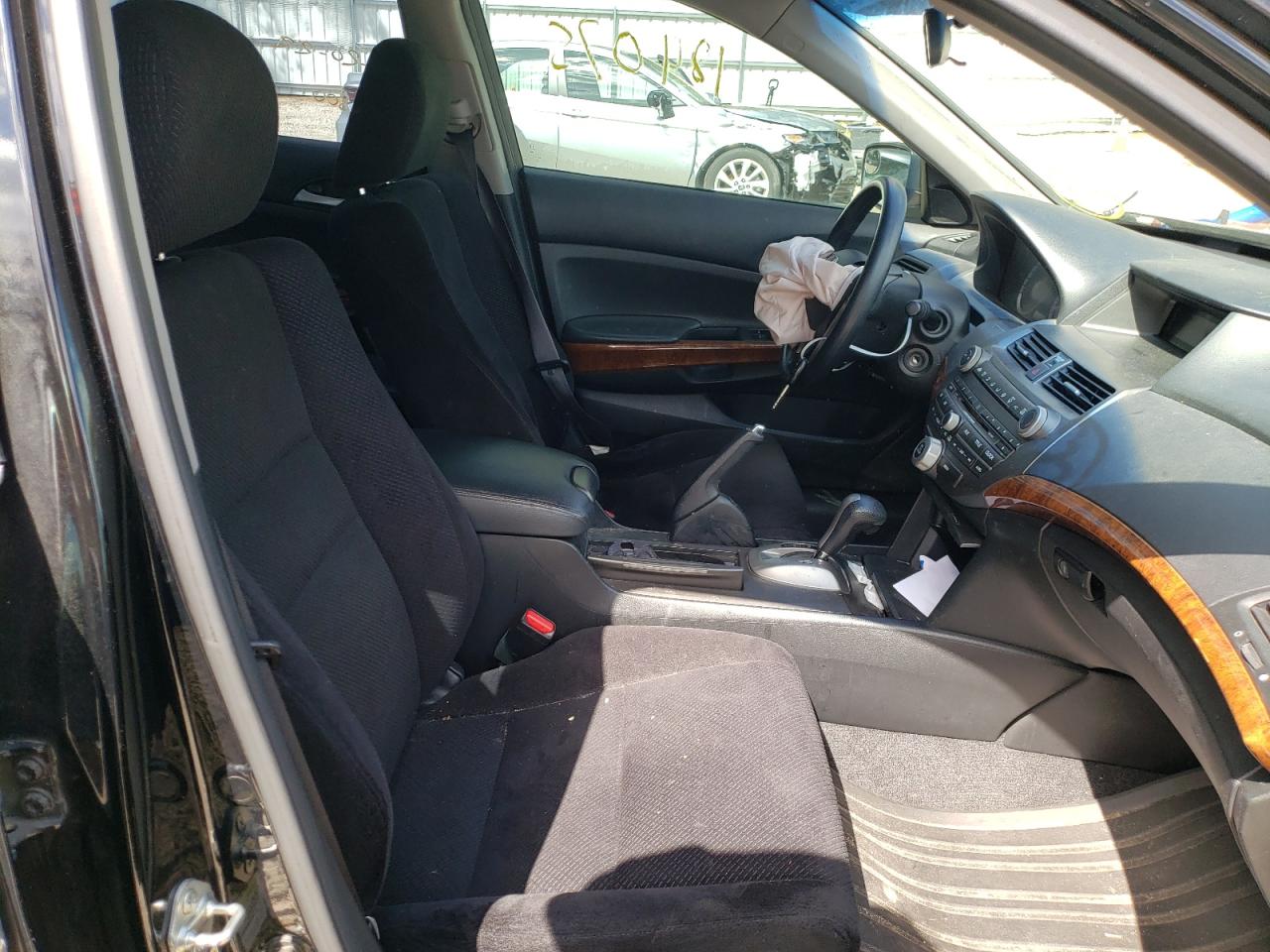Photo 5 from auction – 2012 HONDA ACCORD EX with VIN 1HGCP2F74CA133031