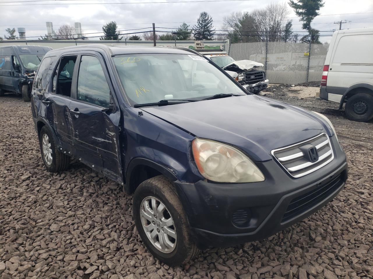 HONDA CR-V EX 2006 with VIN JHLRD68896C020637 - Photo from auction