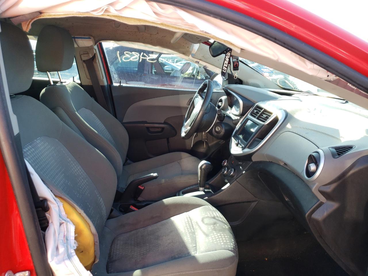 Photo 5 from auction – 2018 CHEVROLET SONIC LS with VIN 1G1JB5SH4J4113032