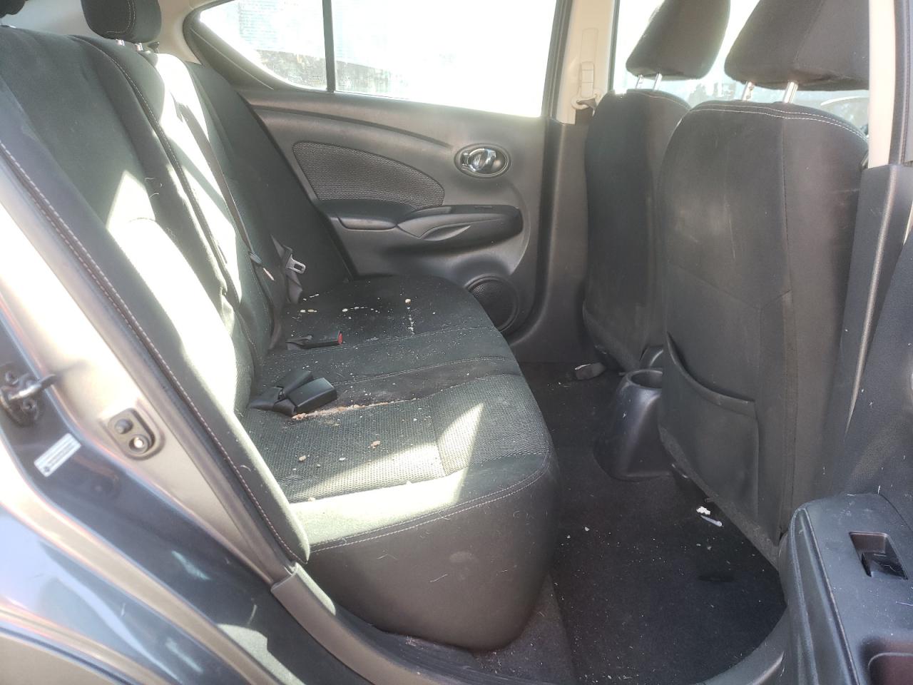 Photo 6 from auction – 2017 NISSAN VERSA S with VIN 3N1CN7AP3HL854551