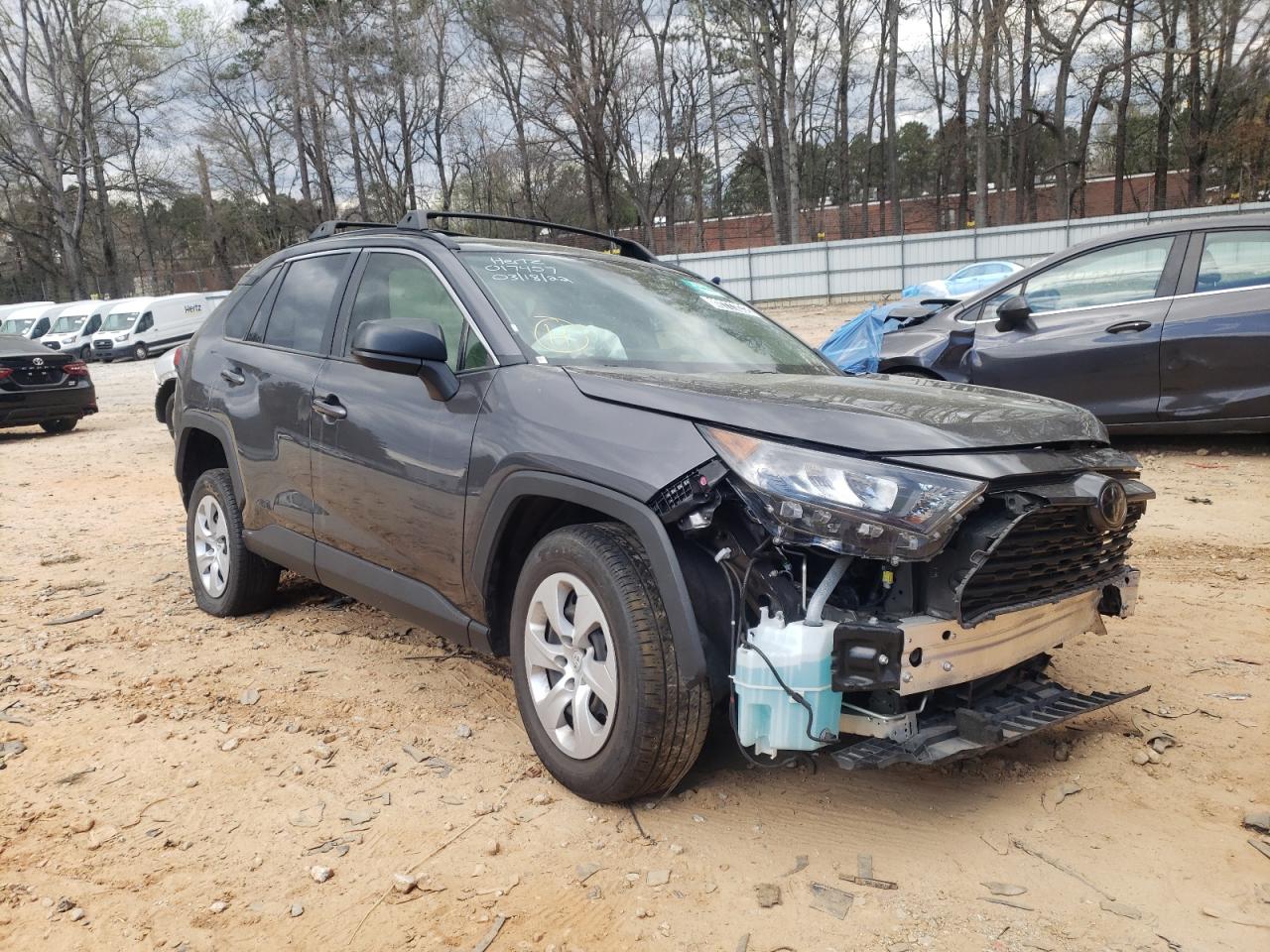 Photo 1 from auction – 2019 TOYOTA RAV4 LE with VIN JTMF1RFV2KJ017457
