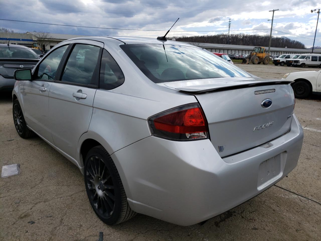 Photo 3 from auction – 2011 FORD FOCUS SES with VIN 1FAHP3GN8BW184160