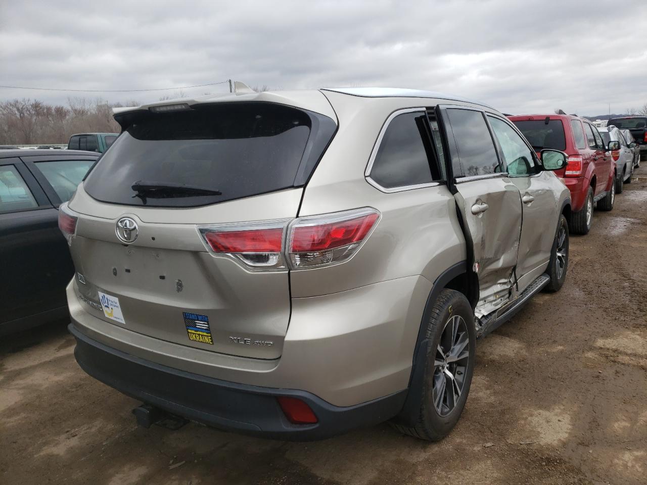 صورة رقم 4 من المزاد - 2016 TOYOTA HIGHLANDER مع VIN 5TDJKRFH0GS502224