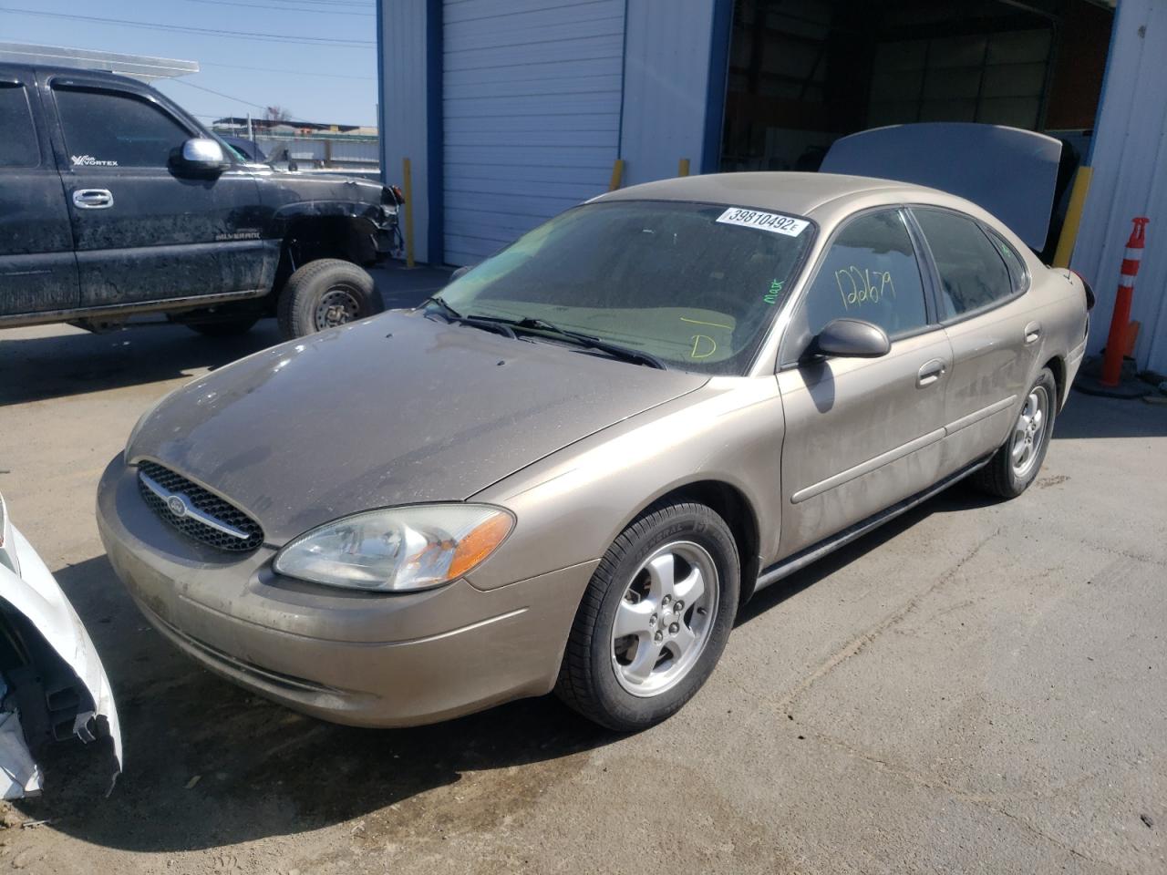 Photo 2 from auction – 2003 FORD TAURUS SES with VIN 1FAFP55223G193718