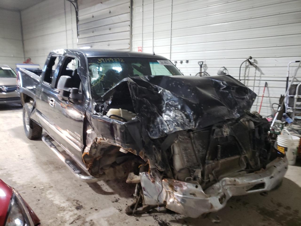 Photo 9 from auction – 2001 GMC SIERRA K25 with VIN 1GTHK29181E294384