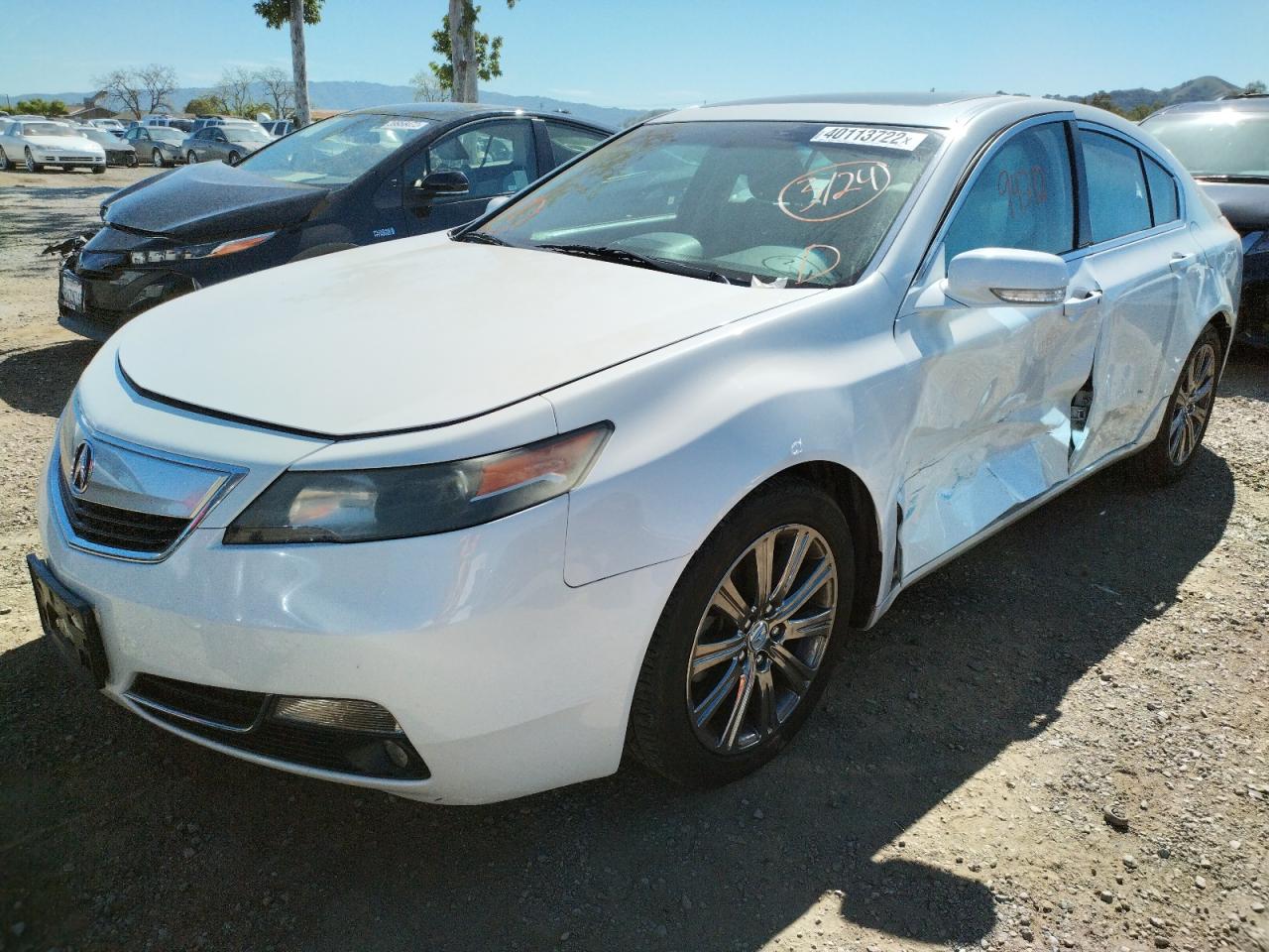 Photo 2 from auction – 2014 ACURA TL SE with VIN 19UUA8F33EA000480