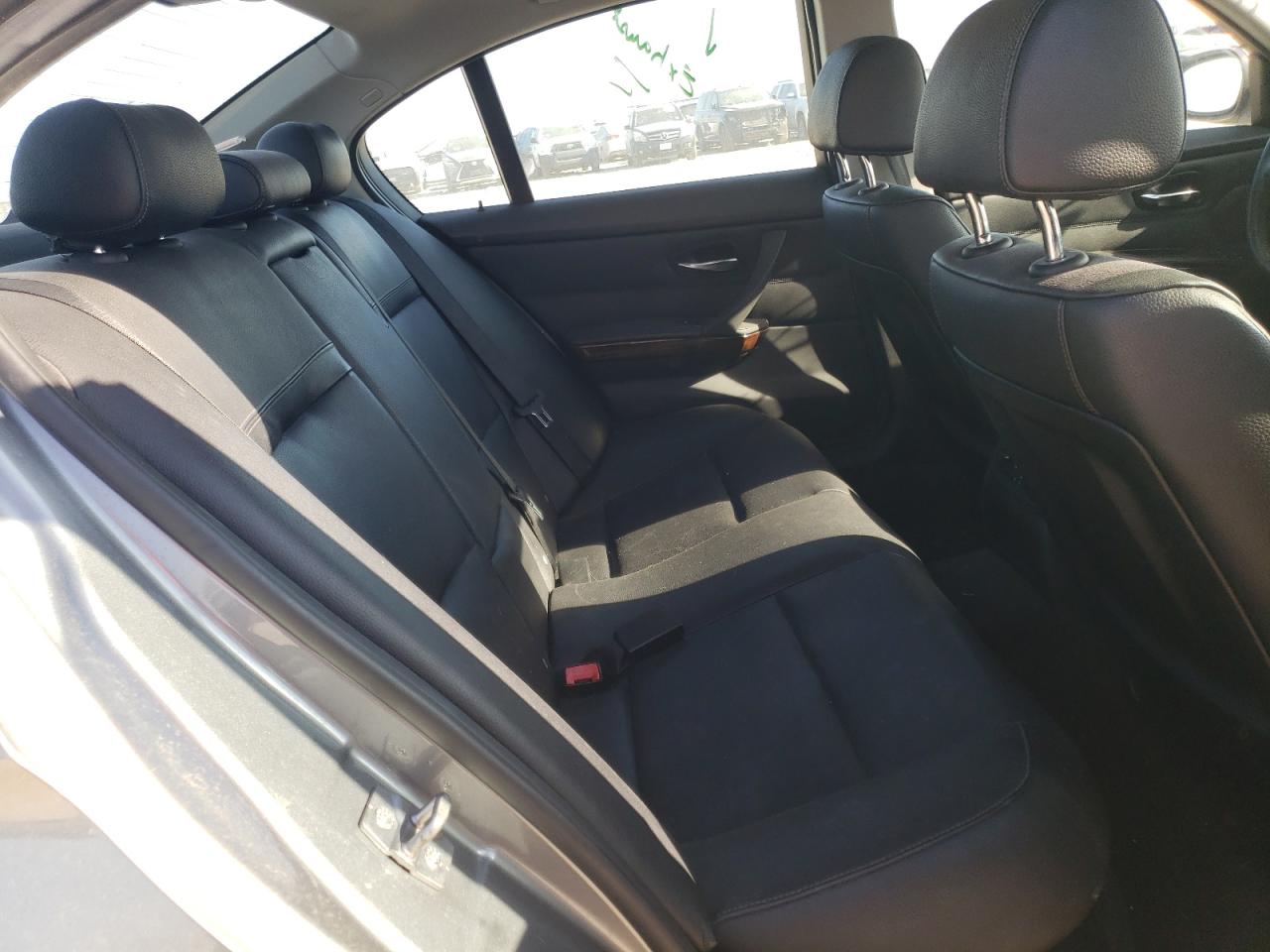 Photo 6 from auction – 2011 BMW 328 I with VIN WBAPH7G56BNN07246