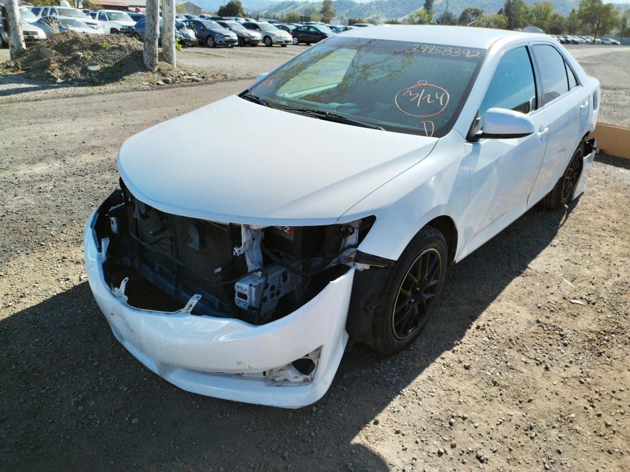 Photo 2 from auction – 2012 TOYOTA CAMRY BASE with VIN 4T1BF1FK3CU547519