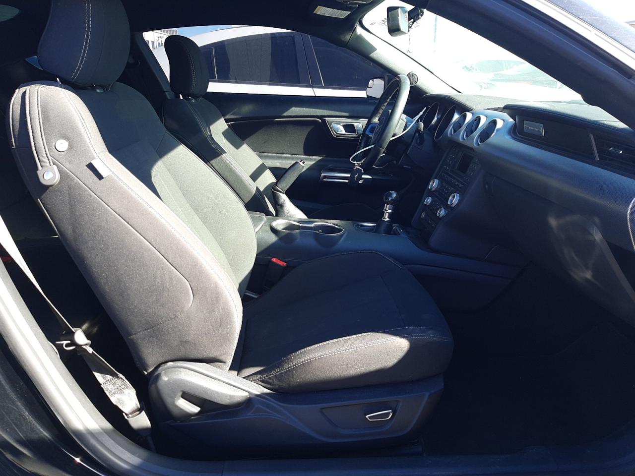 Photo 5 from auction – 2018 FORD MUSTANG GT with VIN 1FA6P8CF7J5175652