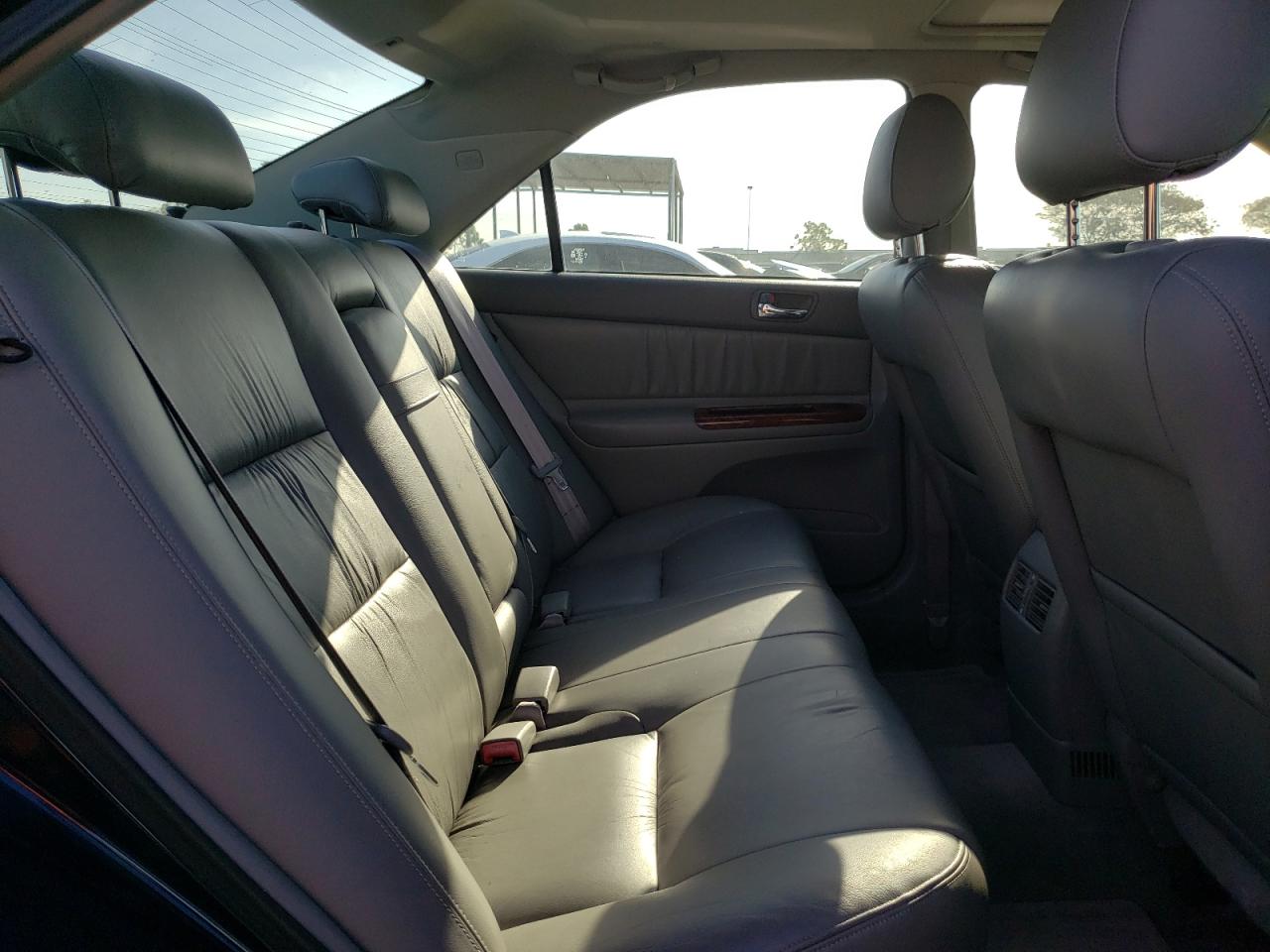 Photo 6 from auction – 2002 TOYOTA CAMRY LE with VIN JTDBE30K620040809