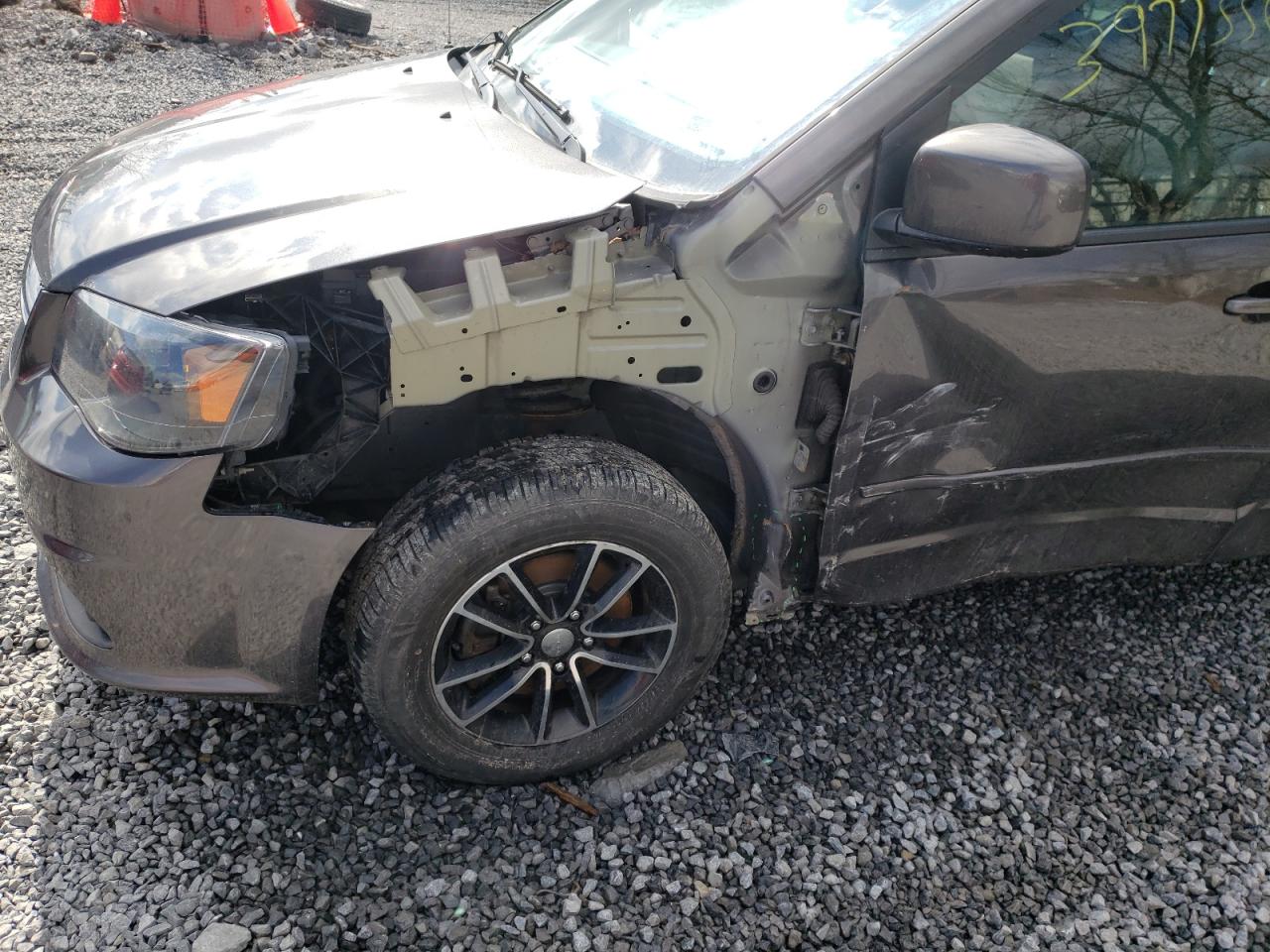 Photo 9 from auction – 2016 DODGE GRAND CARA with VIN 2C4RDGCG0GR196440