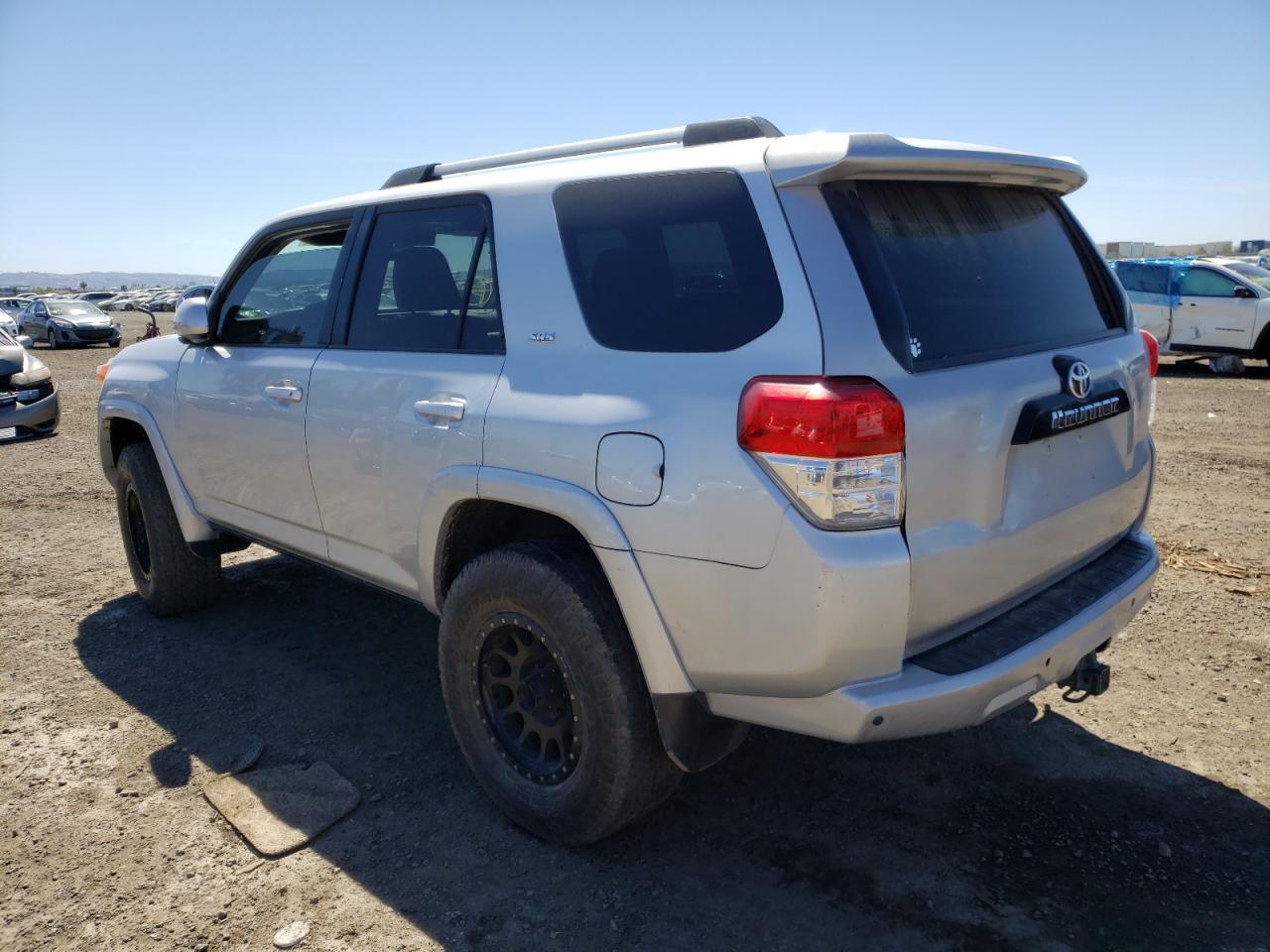 Photo 3 from auction – 2010 TOYOTA 4RUNNER SR with VIN JTEZX5JR7A5000154