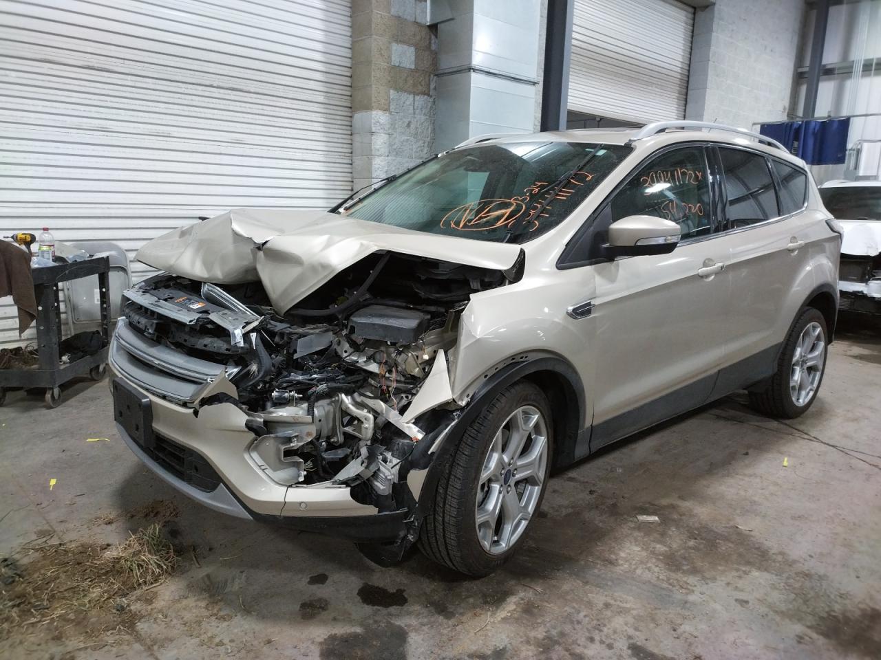 Photo 2 from auction – 2017 FORD ESCAPE TIT with VIN 1FMCU9J93HUB60814
