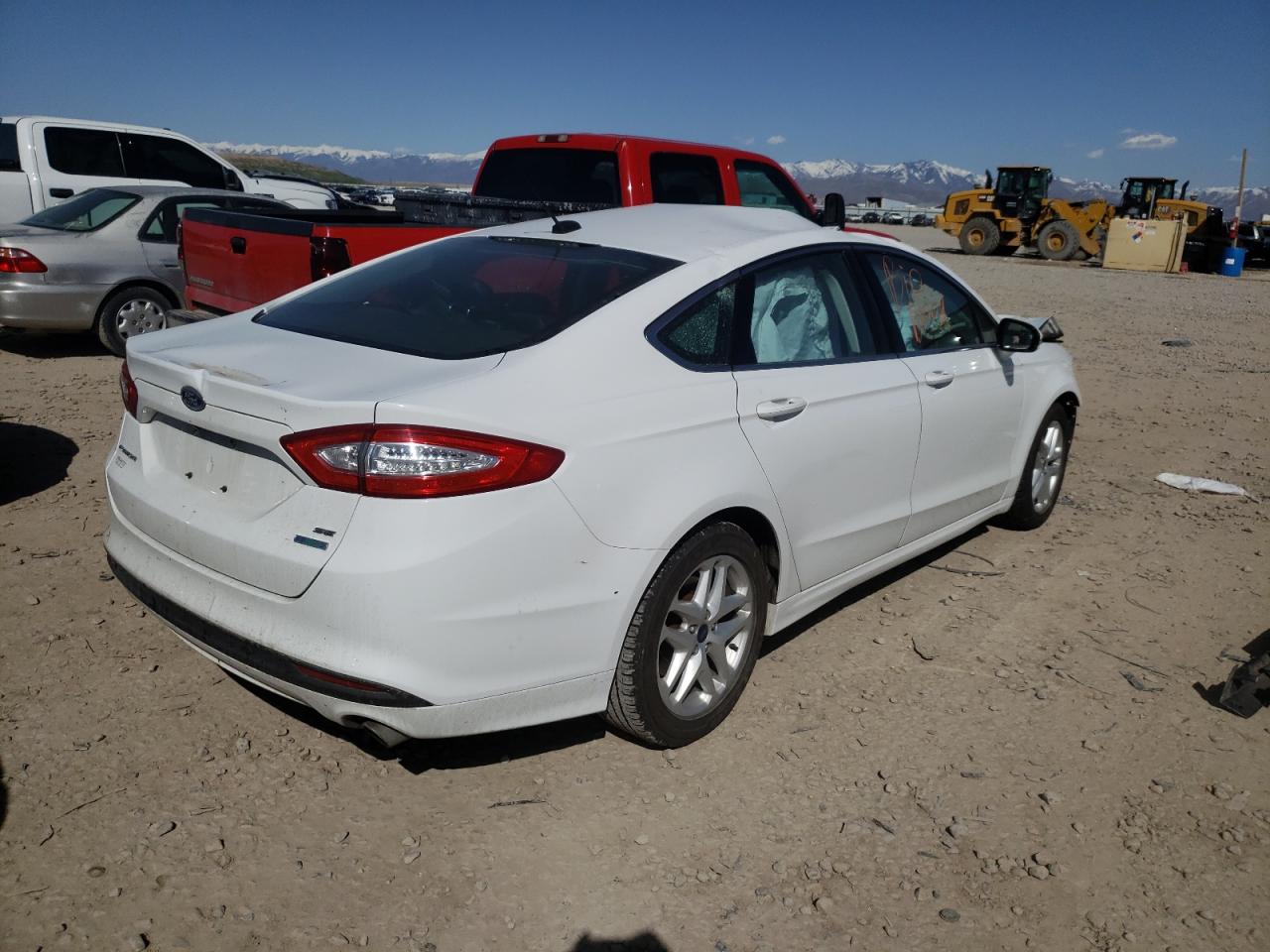 Photo 4 from auction – 2015 FORD FUSION SE with VIN 3FA6P0HD8FR164219