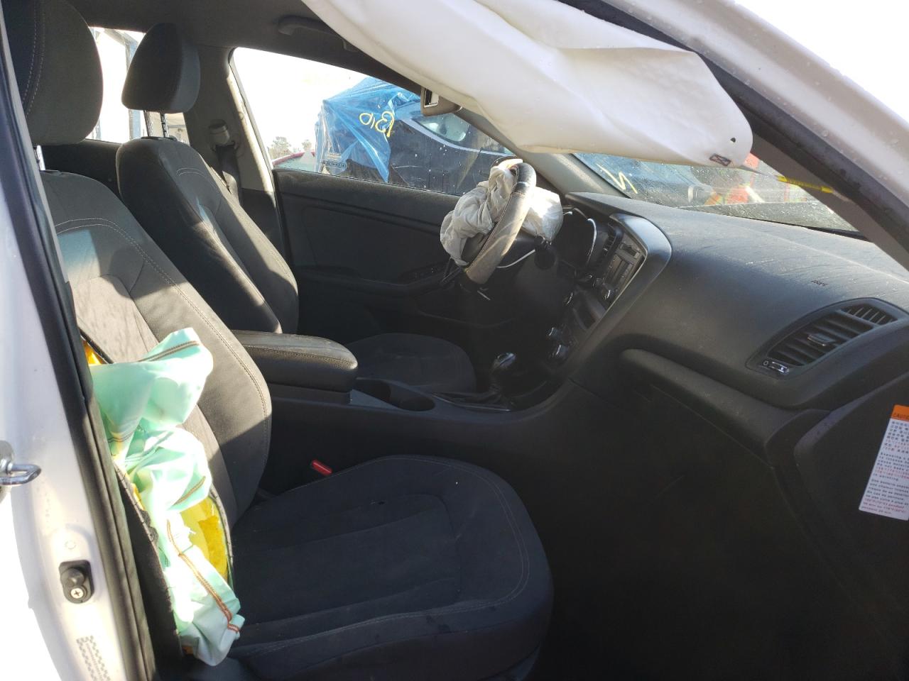 Photo 5 from auction – 2011 KIA OPTIMA HYB with VIN KNAGM4ADXB5004765