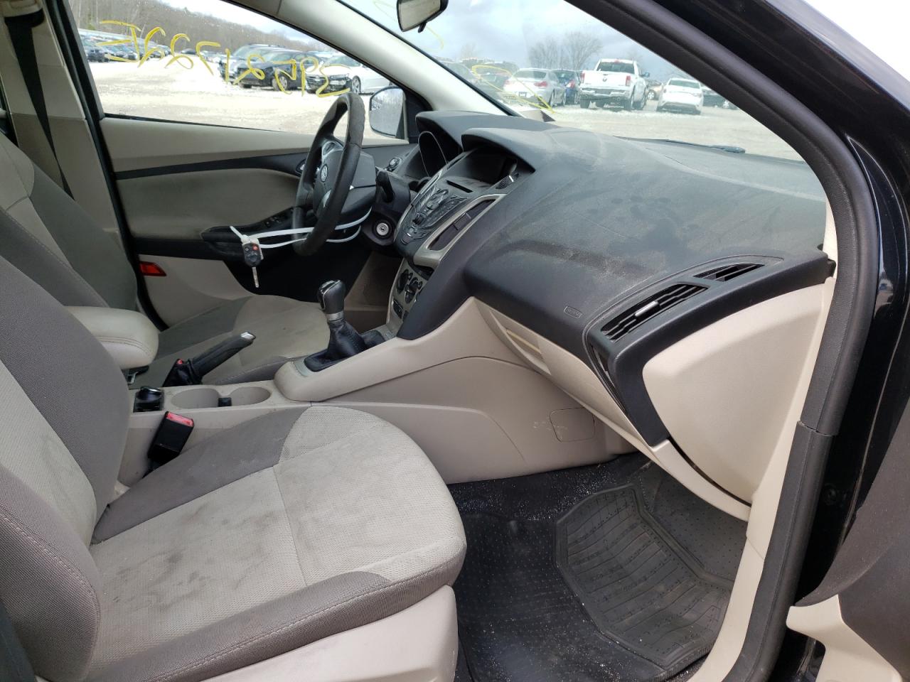Photo 5 from auction – 2013 FORD FOCUS SE with VIN 1FADP3F25DL257916