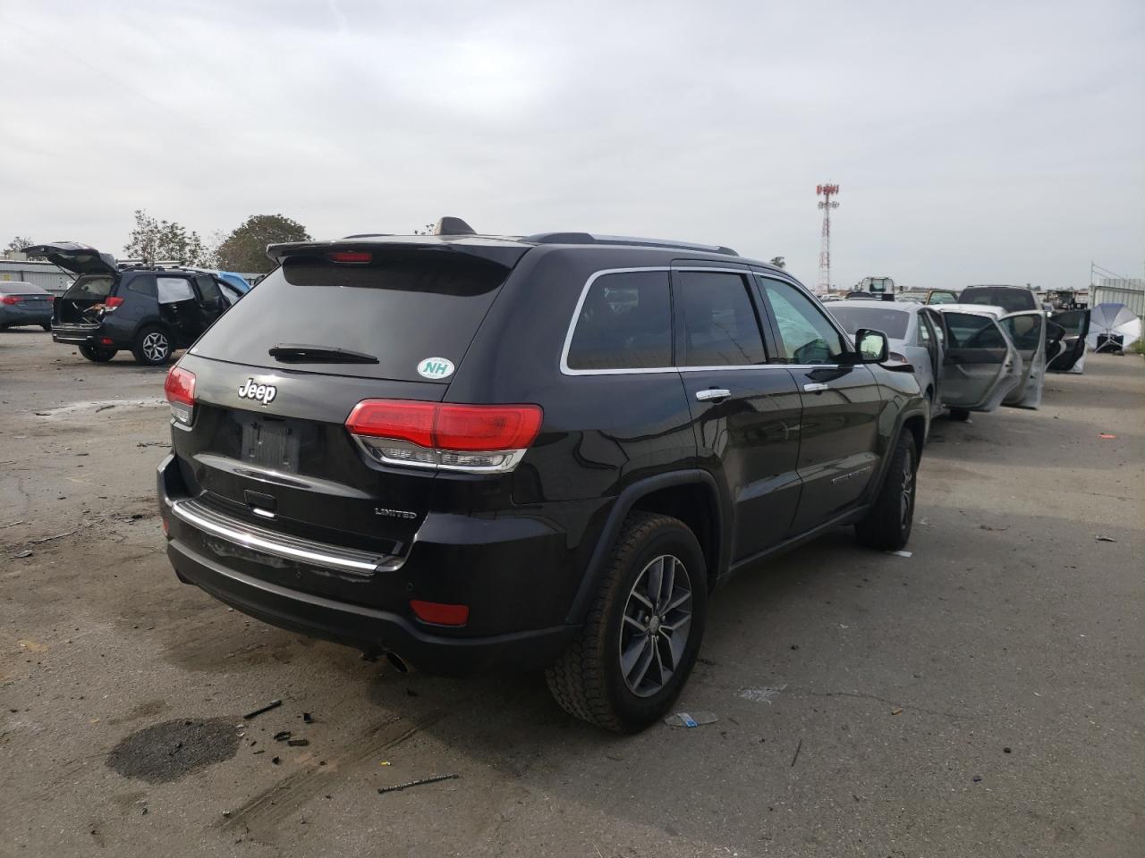 Photo 4 from auction – 2017 JEEP GRAND CHER with VIN 1C4RJEBG2HC765653
