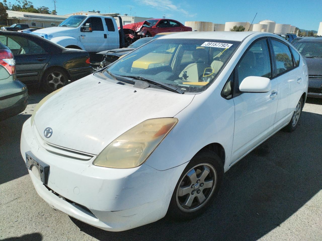 Photo 2 from auction – 2004 TOYOTA PRIUS with VIN JTDKB20U440027001