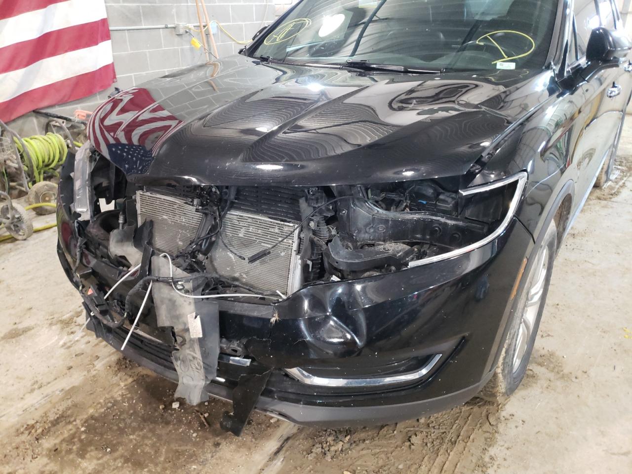 Photo 9 from auction – 2017 LINCOLN MKX PREMIE with VIN 2LMPJ6JRXHBL14776