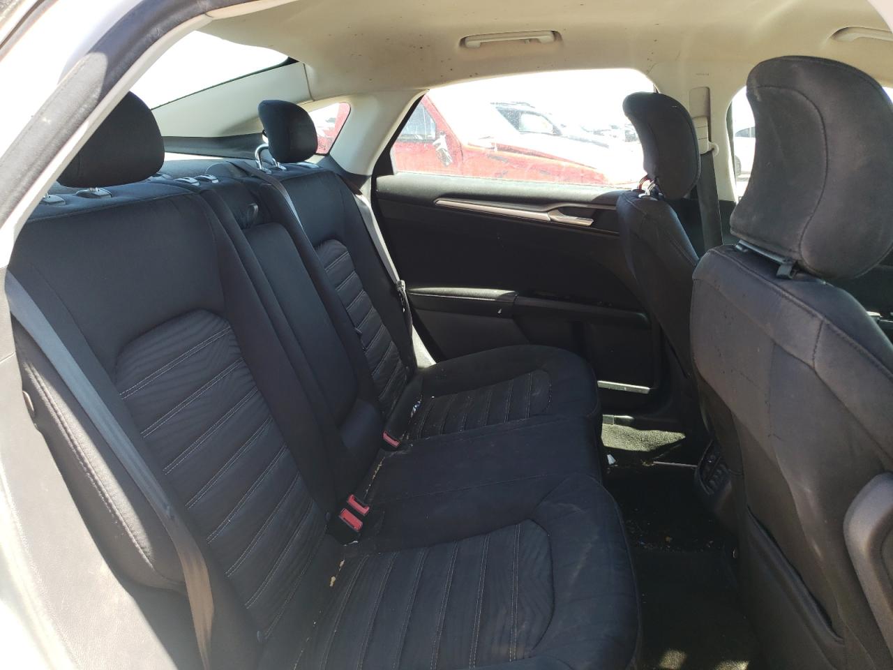 Photo 6 from auction – 2016 FORD FUSION SE with VIN 3FA6P0H72GR177110