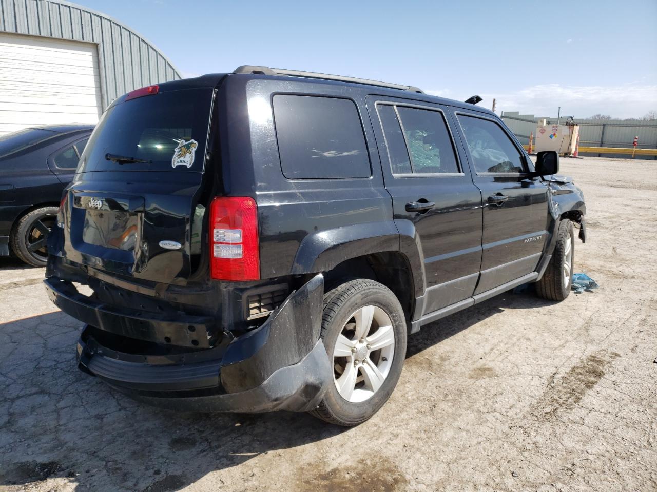 Photo 4 from auction – 2016 JEEP PATRIOT LA with VIN 1C4NJRFB2GD638074