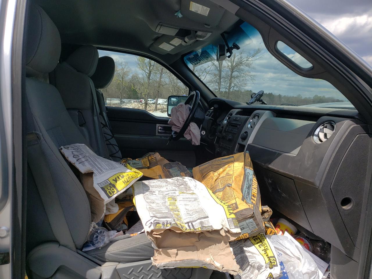 Photo 5 from auction – 2011 FORD F150 SUPER with VIN 1FTFW1ET2BFD00883