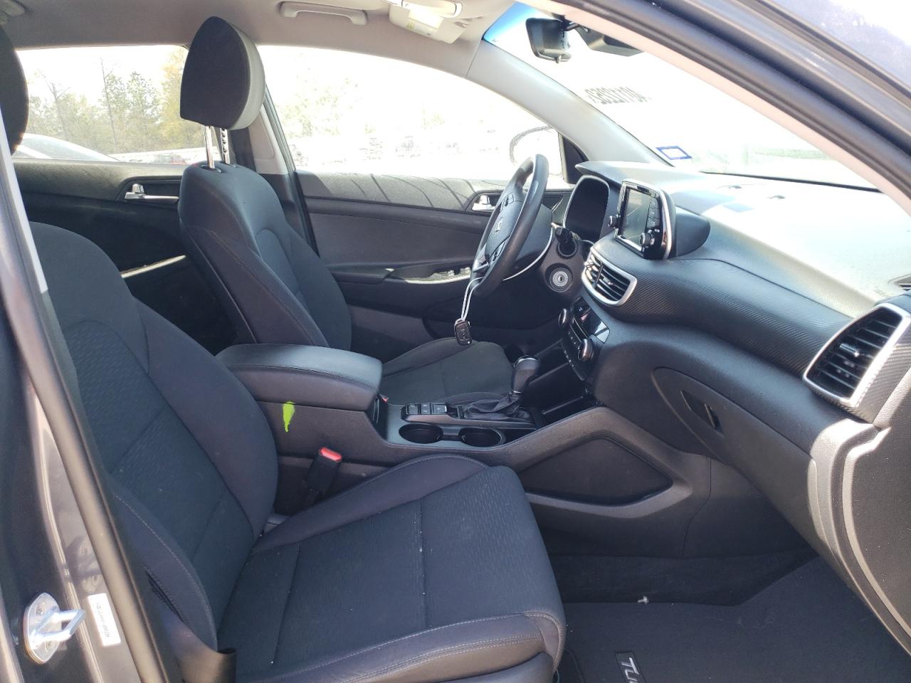 Photo 5 from auction – 2019 HYUNDAI TUCSON SE with VIN KM8J2CA44KU000396