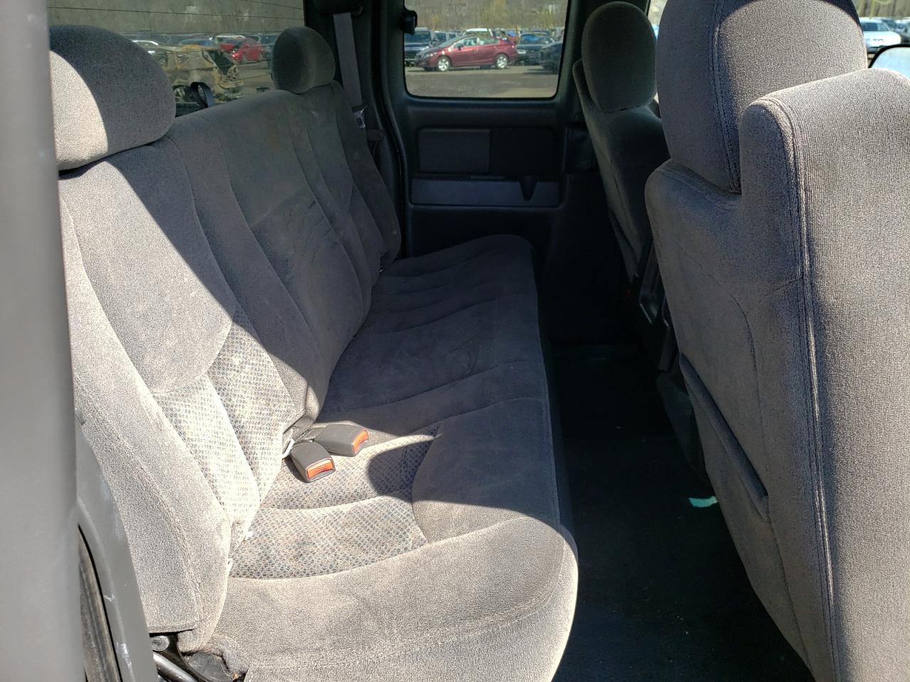 Photo 6 from auction – 2005 CHEVROLET SILVERADO with VIN 1GCHK29U85E242060