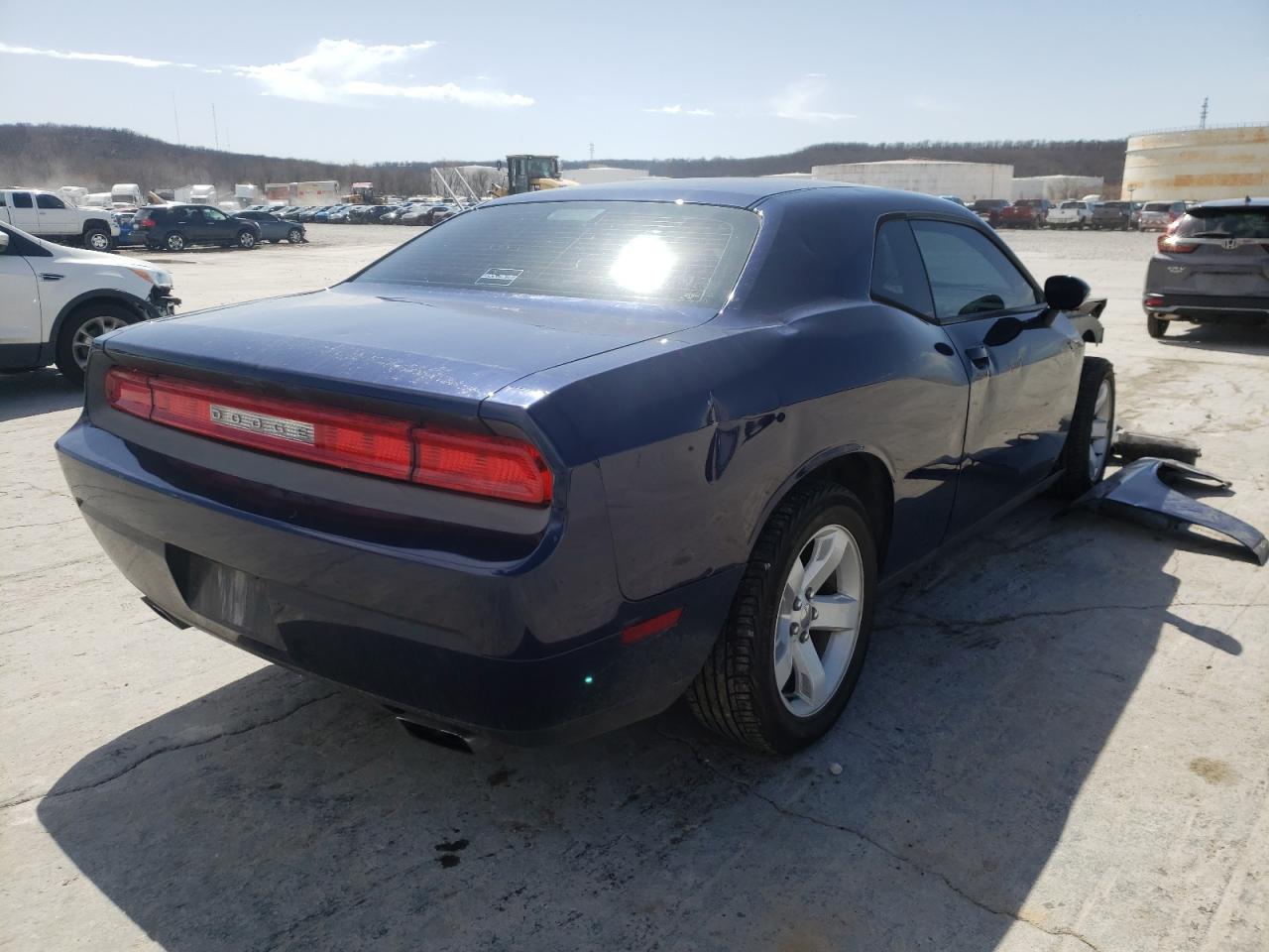 Photo 4 from auction – 2014 DODGE CHALLENGER with VIN 2C3CDYAG1EH152999