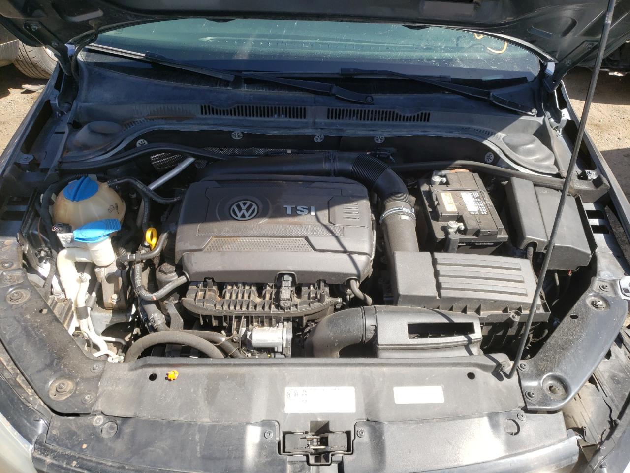 Photo 7 from auction – 2015 VOLKSWAGEN JETTA SE with VIN 3VWD07AJ7FM407544