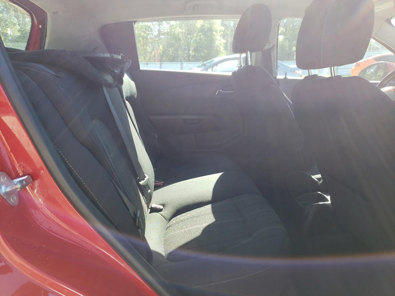 Photo 6 from auction – 2012 CHEVROLET SONIC LT with VIN 1G1JC6SH2C4108840