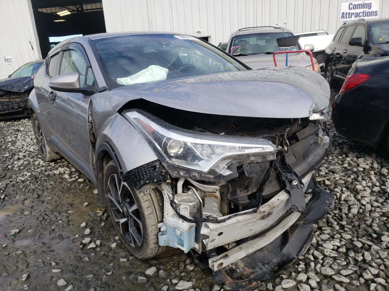 TOYOTA C-HR XLE 2018 with VIN NMTKHMBX3JR010733 - Photo from auction