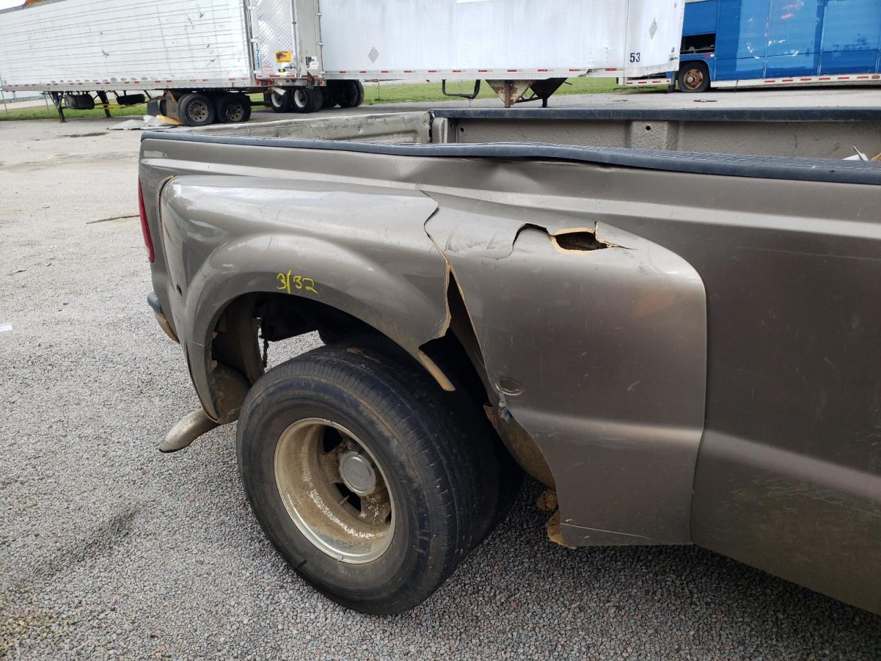Photo 9 from auction – 2003 FORD F350 SUPER with VIN 1FTWW32P93ED46110