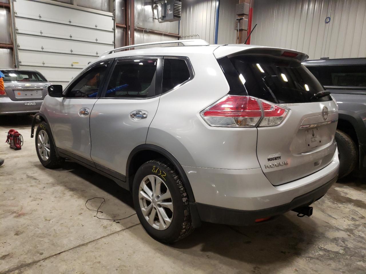 Photo 3 from auction – 2016 NISSAN ROGUE S with VIN KNMAT2MV2GP685343