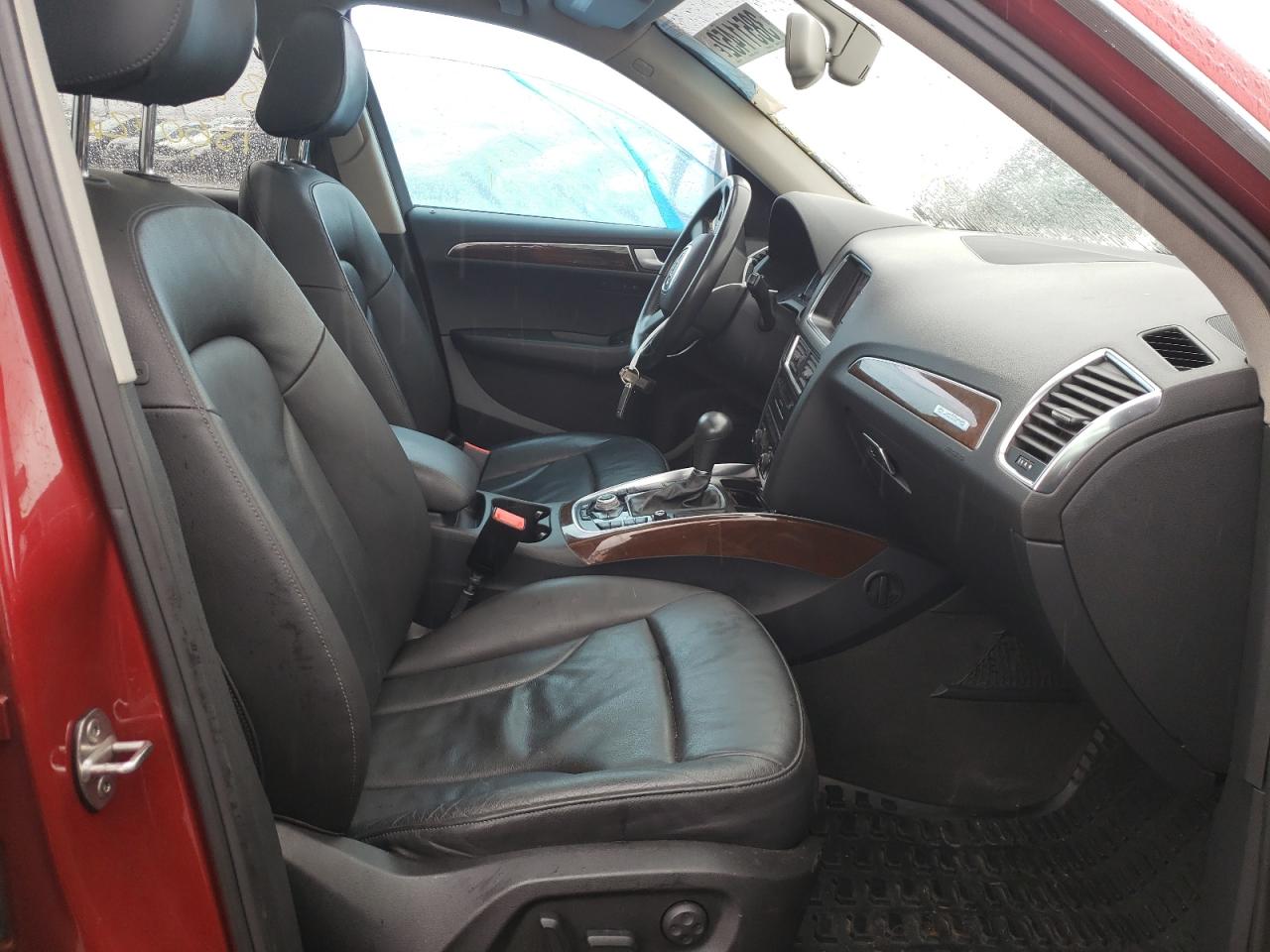 Photo 5 from auction – 2010 AUDI Q5 PREMIUM with VIN WA1LKAFP5AA059648