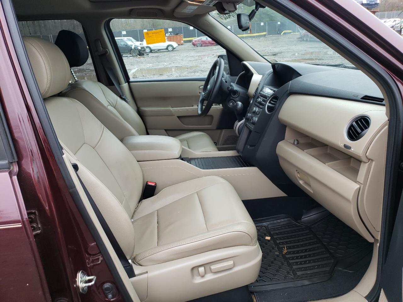 Фото 5 с аукциона – 2014 HONDA PILOT EXL с VIN 5FNYF4H53EB028182