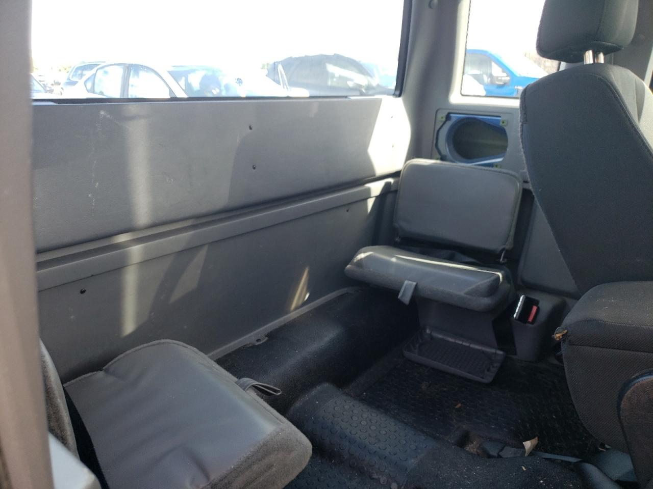 Photo 6 from auction – 2011 FORD RANGER SUP with VIN 1FTLR1FE3BPA11077