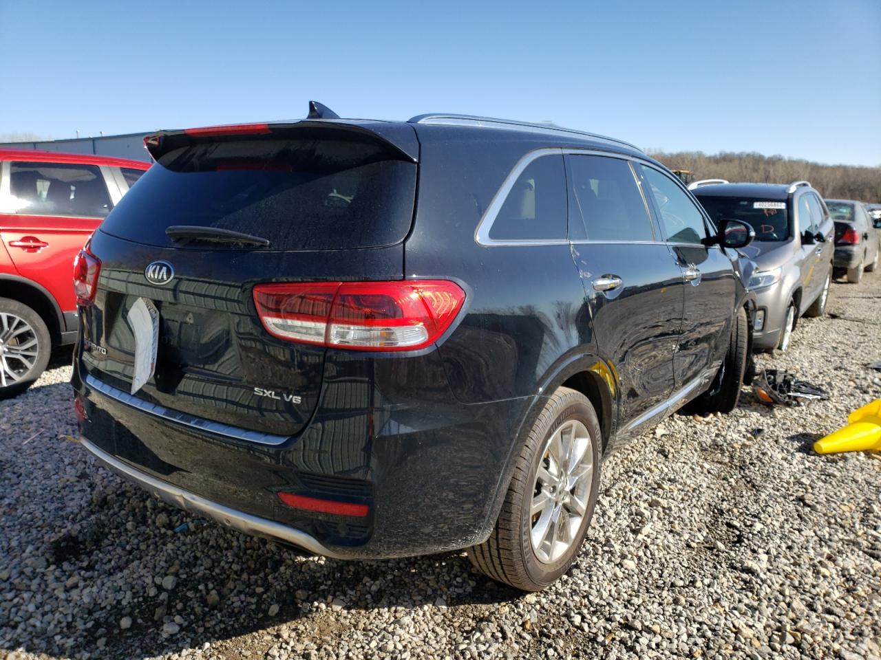 Photo 4 from auction – 2016 KIA SORENTO SX with VIN 5XYPKDA52GG074034