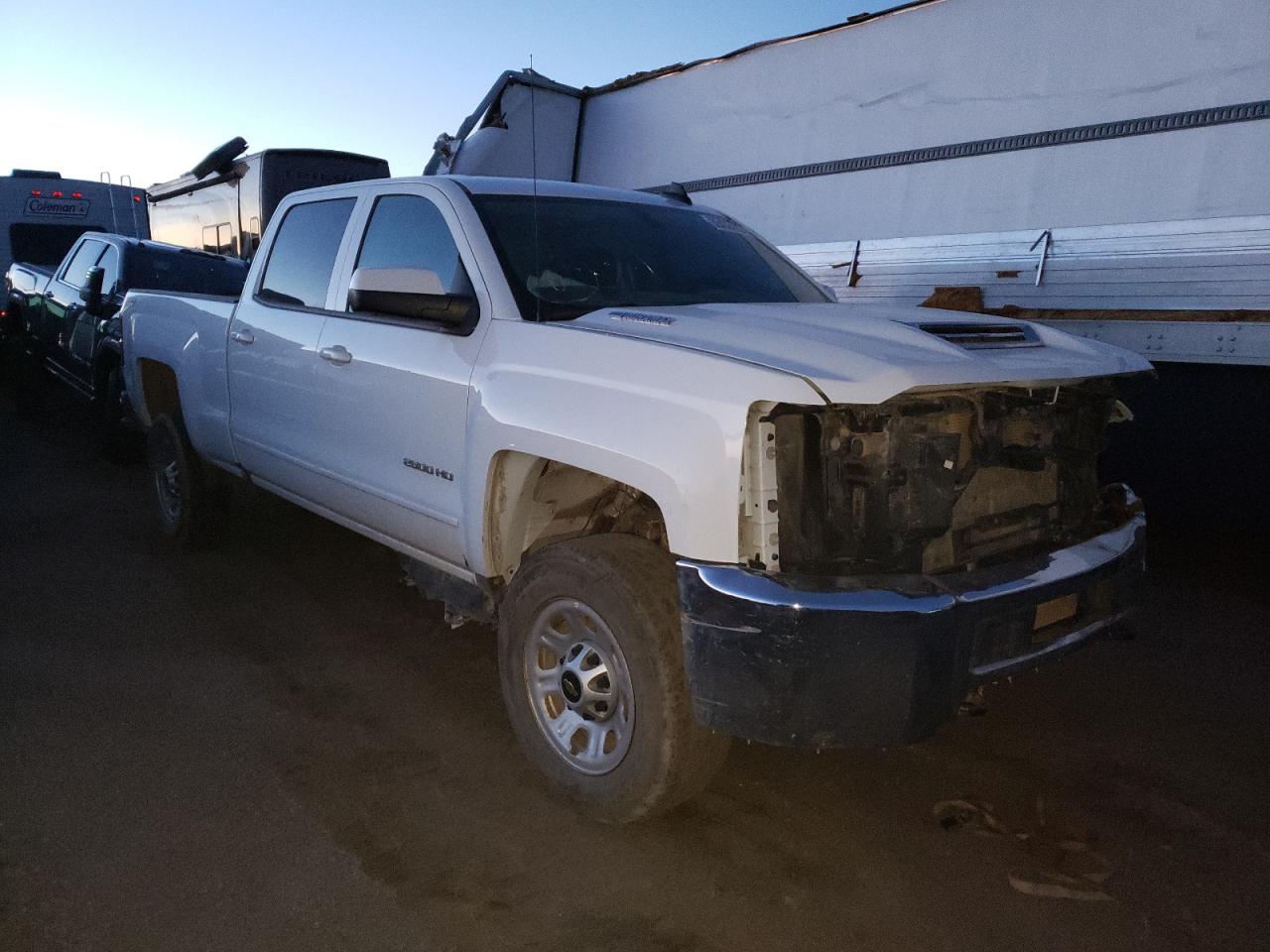 Photo 1 from auction – 2019 CHEVROLET SILVERADO with VIN 1GC1KSEY2KF118544