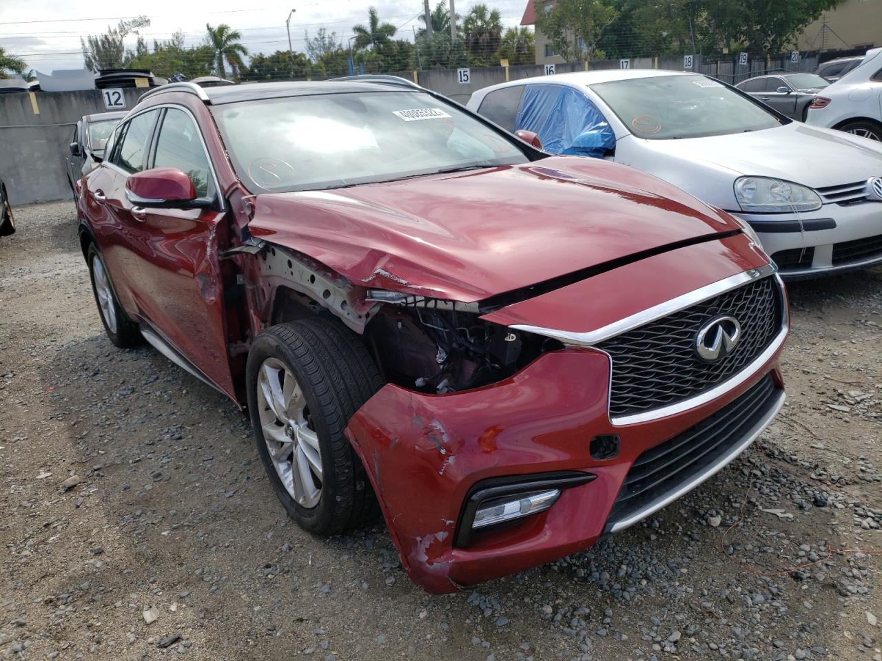 INFINITI QX30 BASE 2017 with VIN SJKCH5CPXHA028189 - Photo from auction