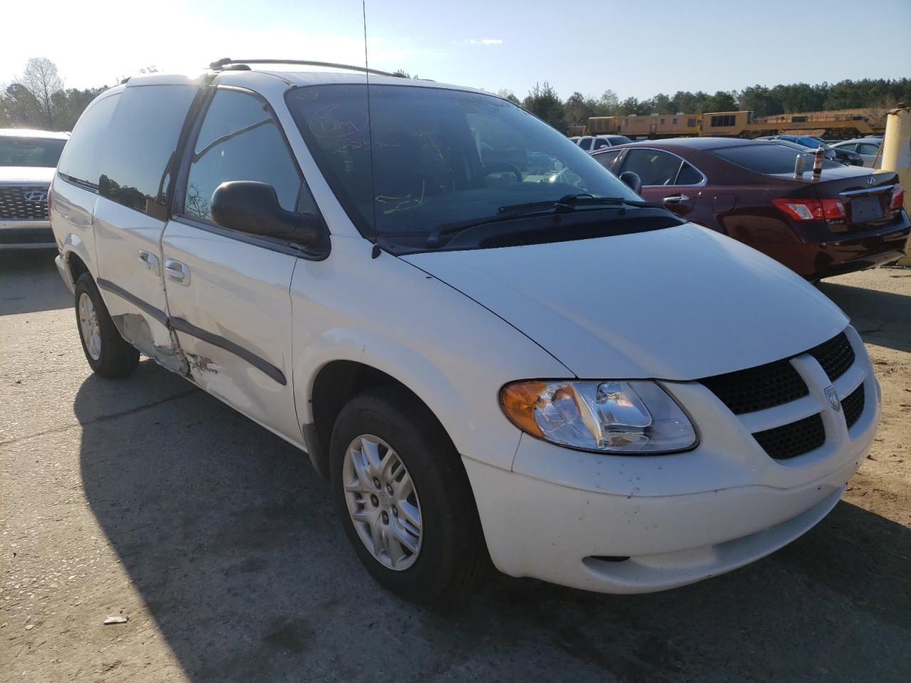 DODGE GRAND CARA 2002 with VIN 2B4GP44392R742375 - Photo from auction
