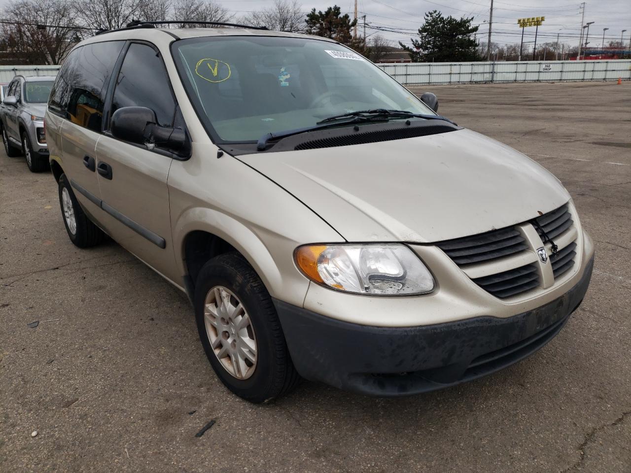 DODGE CARAVAN SE 2005 with VIN 1D4GP25B85B118778 - Photo from auction