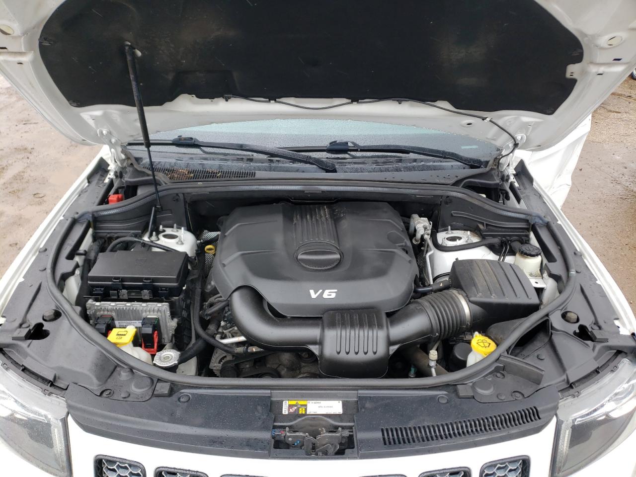 Photo 7 from auction – 2015 JEEP GRAND CHER with VIN 1C4RJFAG1FC756947