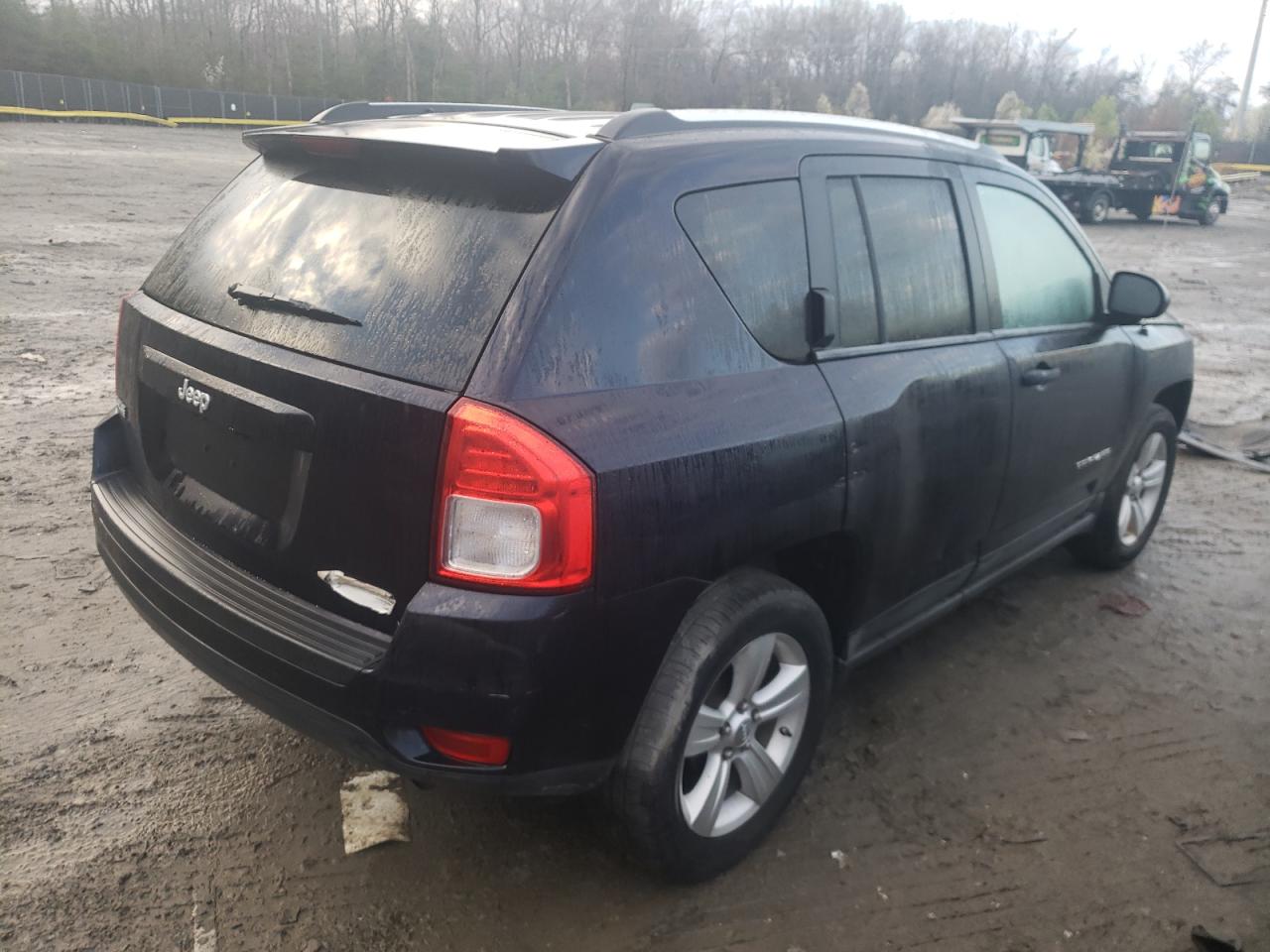 Photo 4 from auction – 2011 JEEP COMPASS SP with VIN 1J4NT1FB7BD165805