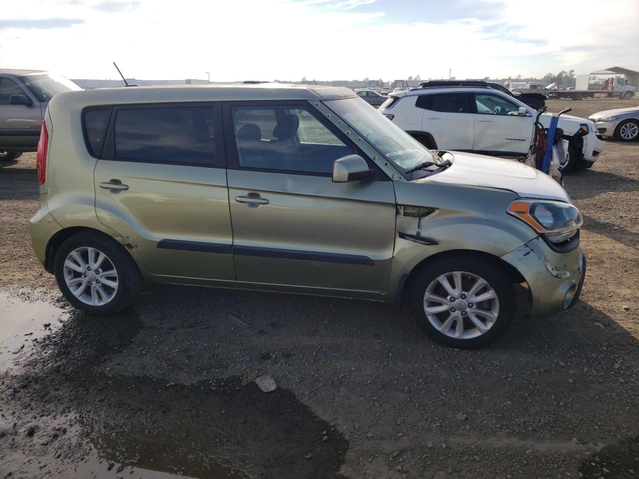 Photo 9 from auction – 2013 KIA SOUL with VIN KNDJT2A54D7612233