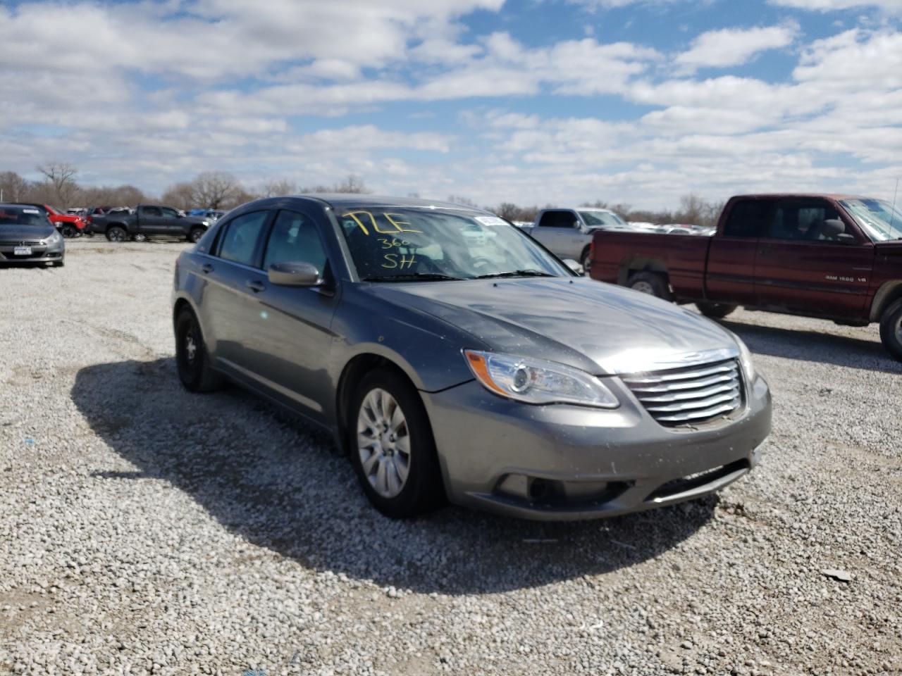 CHRYSLER 200 LX 2013 with VIN 1C3CCBAB6DN559470 - Photo from auction