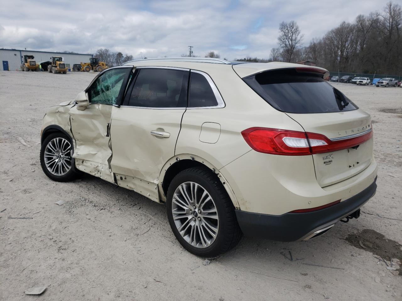 Photo 10 from auction – 2016 LINCOLN MKX RESERV with VIN 2LMTJ6LR6GBL60180