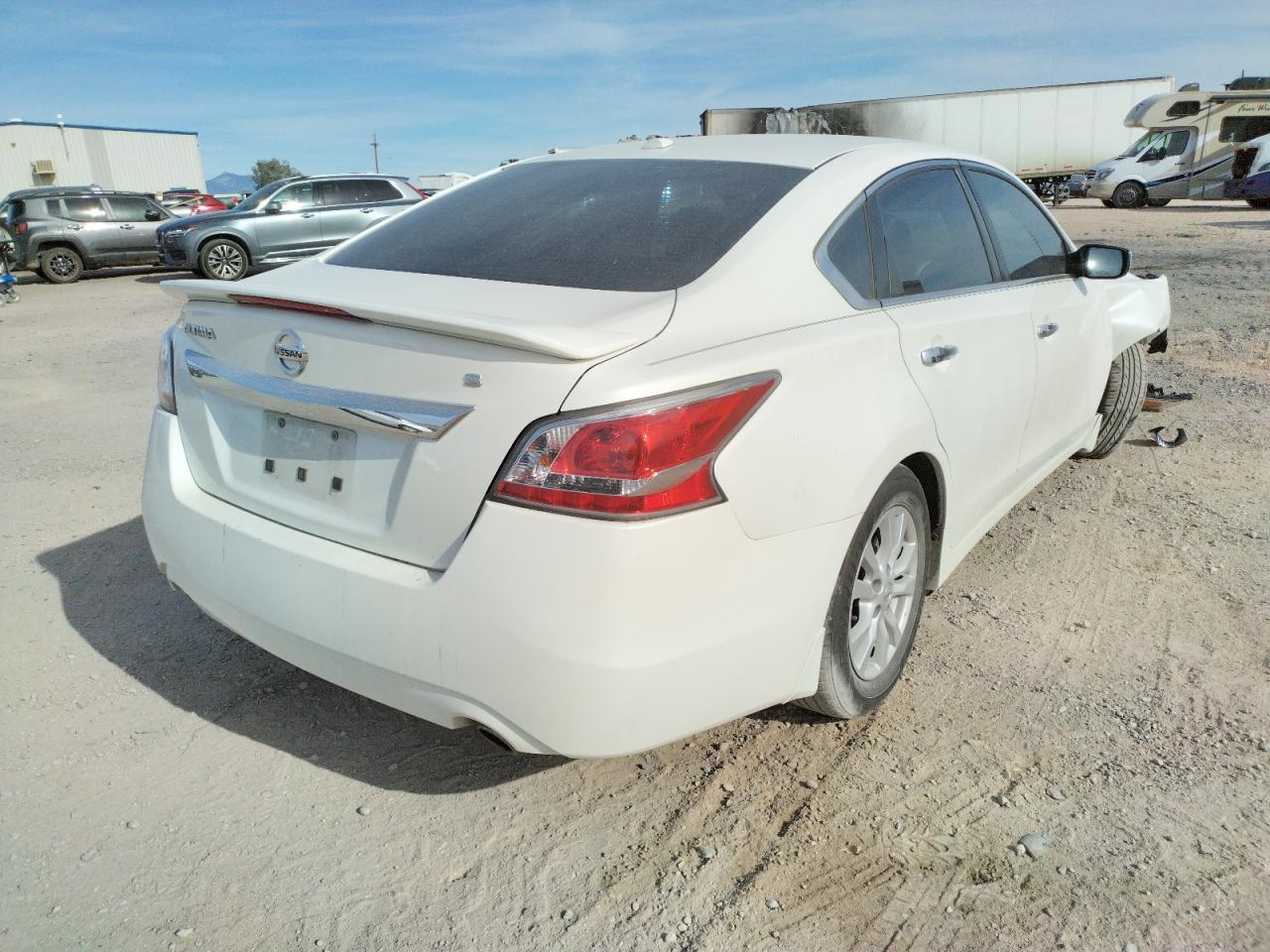 Photo 4 from auction – 2015 NISSAN ALTIMA 2.5 with VIN 1N4AL3AP9FC157354